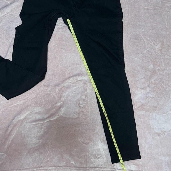 Chico's Women's Black Comfort Black Waist Ankle Pants Relaxed Casual EveryDay - Picture 5 of 8